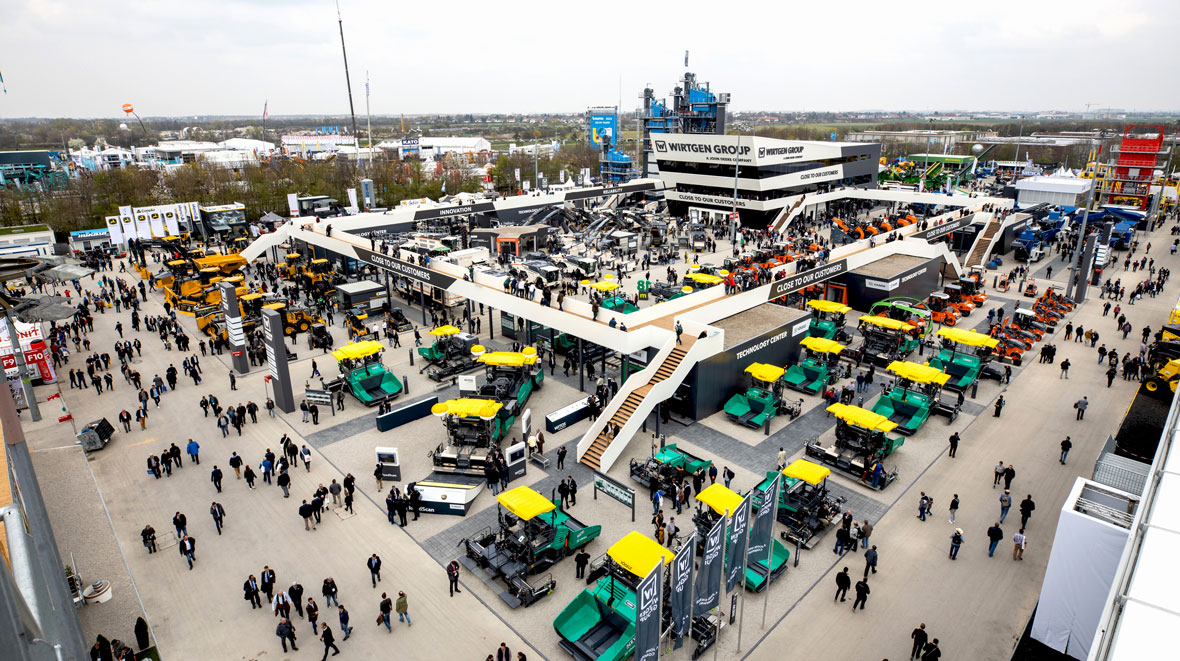 Close to our customers ist und bleibt das Wertversprechen der Wirtgen Group. Auch auf der Bauma 2019 präsentierte sich der Unternehmensverbund als zuverlässiger Partner der Bauindustrie. 