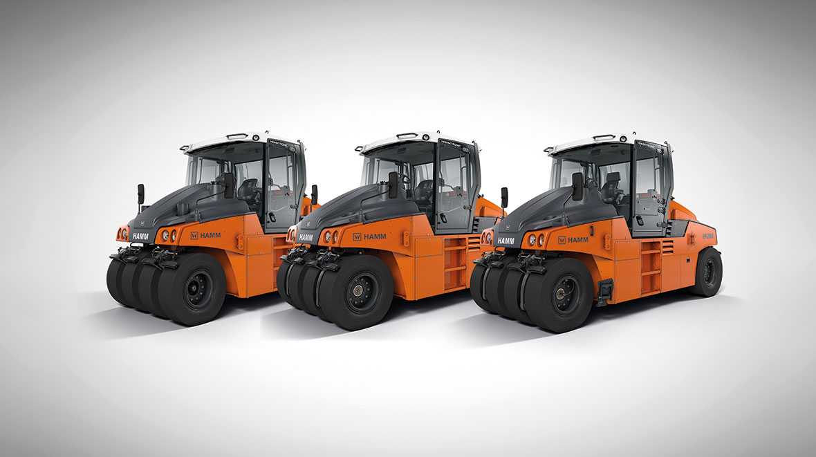 From the same mould: All of HAMM’s HP series pneumatic tyre rollers are based on a common platform. They will be available in various basic versions with operating weights ranging from 8 t to 28 t.