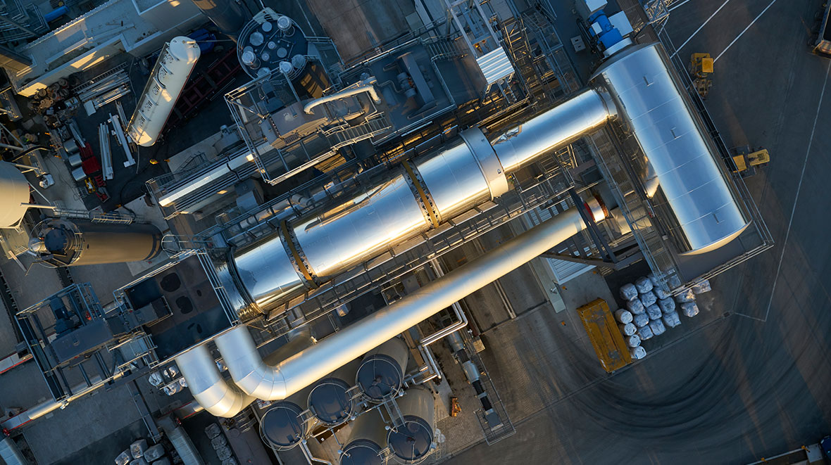 Recyclingtrommel im Gegenstromprinzip mit Heißgaserzeuger.