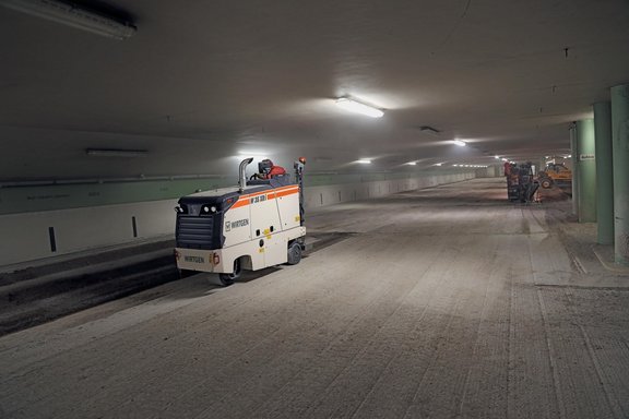 W 35 XRi | Photo | 0007 HI