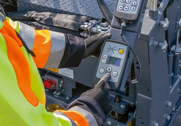 VOEGELE|13737|172579