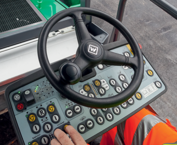 SUPER 1383i | Photo | 0004 HI