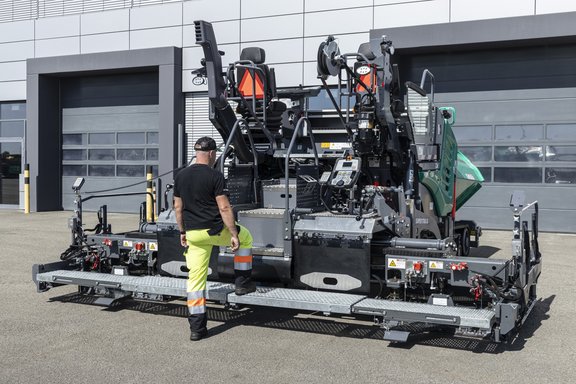 VR 500-3 Screed step HI | Photo | 0001