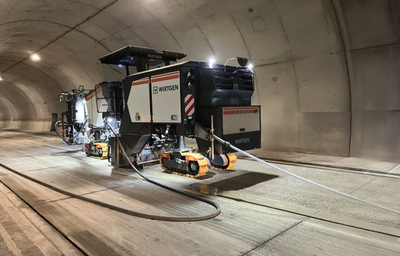 W 210 XF Precision Grinding | Photo | 0001