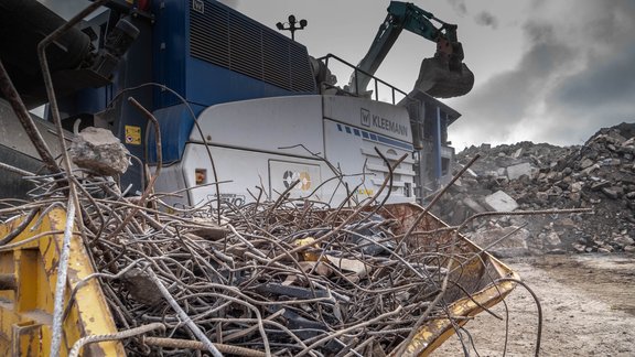 JR MR 110 Z EVO2 Recycling Leeds 12