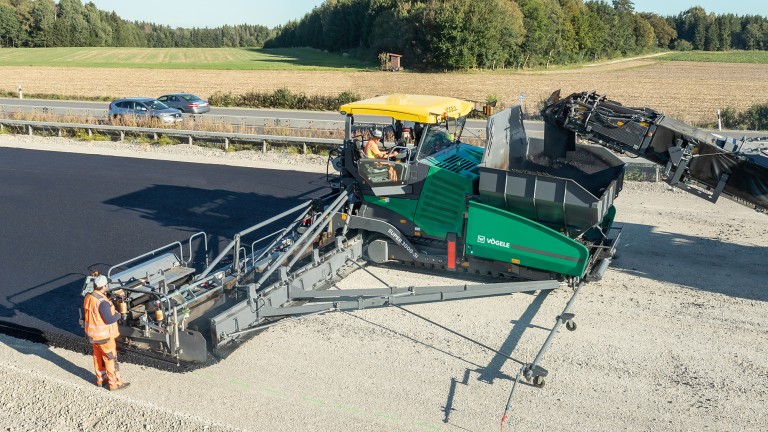 Asphalt paving