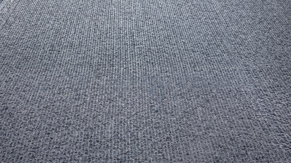 So werden Ebenheit und Griffigkeit der Straßendecke wieder hergestellt.