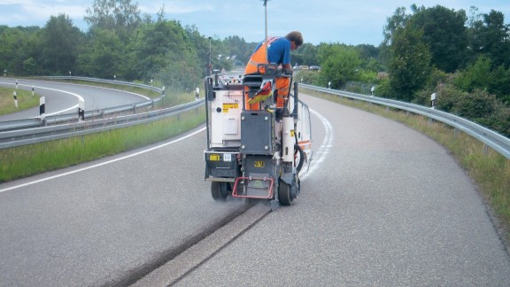 Effektive Feinfräsarbeiten wie Markieren oder Demarkieren.