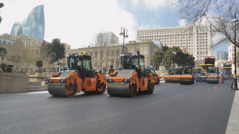 Asphalt compaction