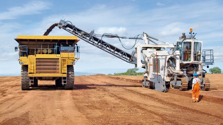 Wirtgen at the 2017 Symposium Mines Guinea event