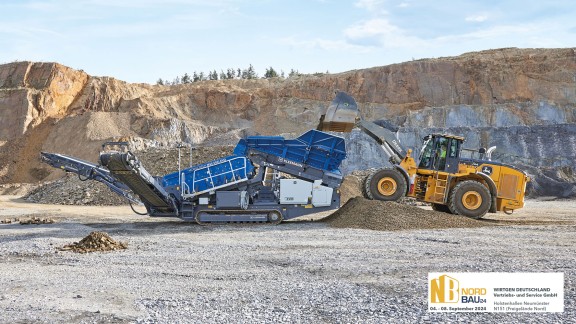 A MSS 502(i) EVO in action. A teaser for the show is shown.