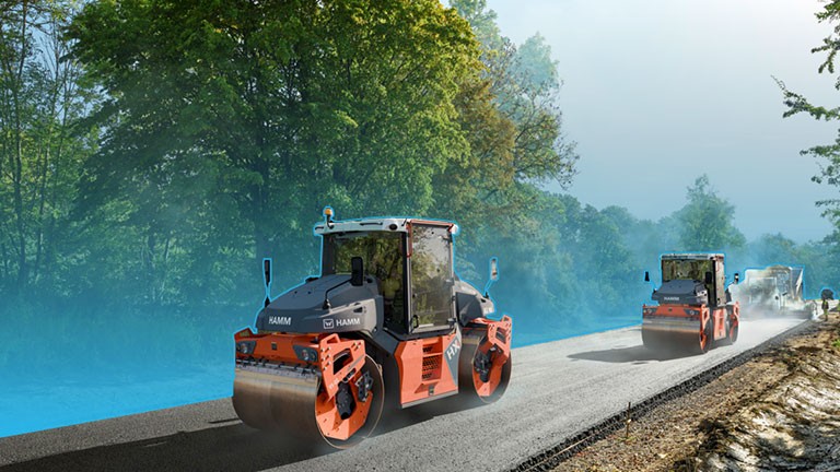 Dos compactadores de Hamm compactando una carretera