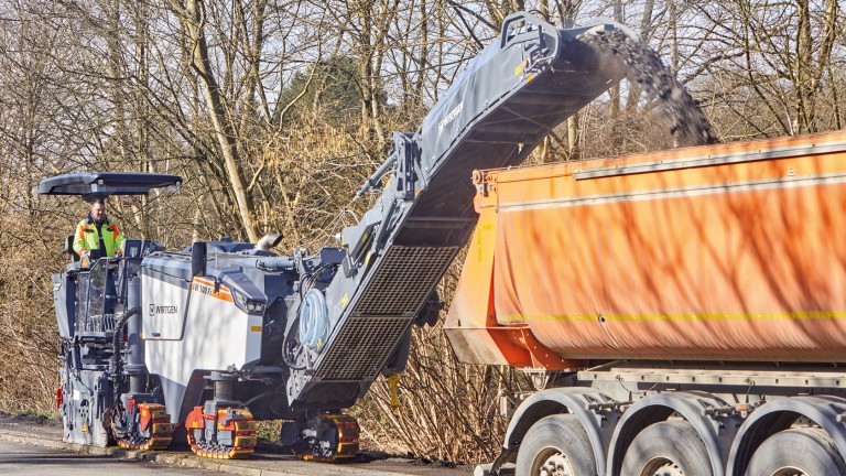 Wirtgen Presents the W 120 Fi Compact Milling Machine at World of Asphalt 2022