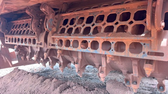 Closed Cutting drum of the Surface Miner, split baffle plate