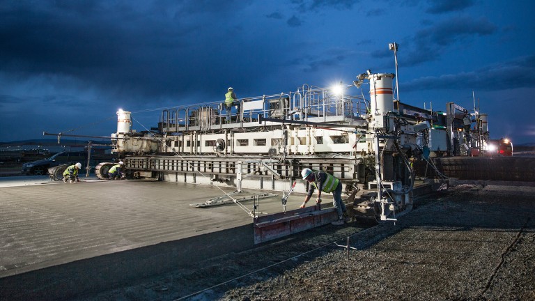 Wirtgen Slipform Pavers face the challenge