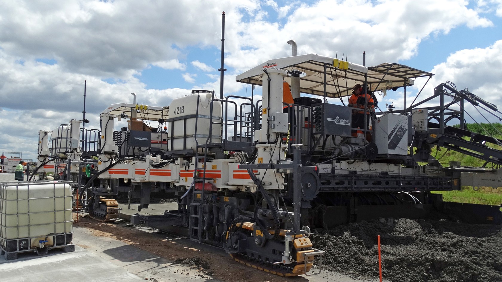 New expressway around Minsk | PR | Wirtgen Group