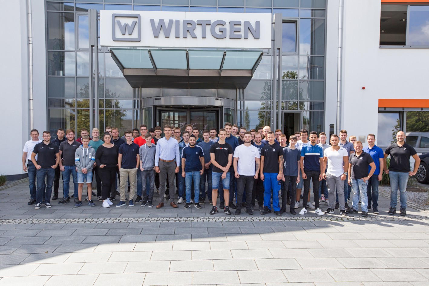 43 Auszubildenden starten 2019 ihre Karriere bei der WIRTGEN GmbH.