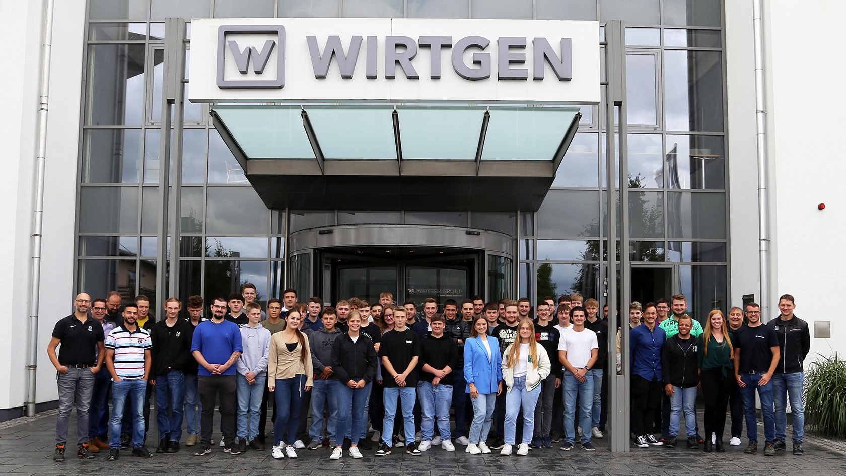 45 Auszubildende starten 2023 ihre Karriere bei der WIRTGEN GmbH