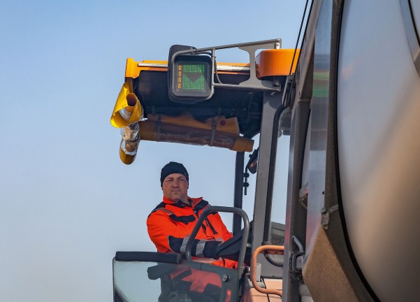 Perfect communication on delivery of the material