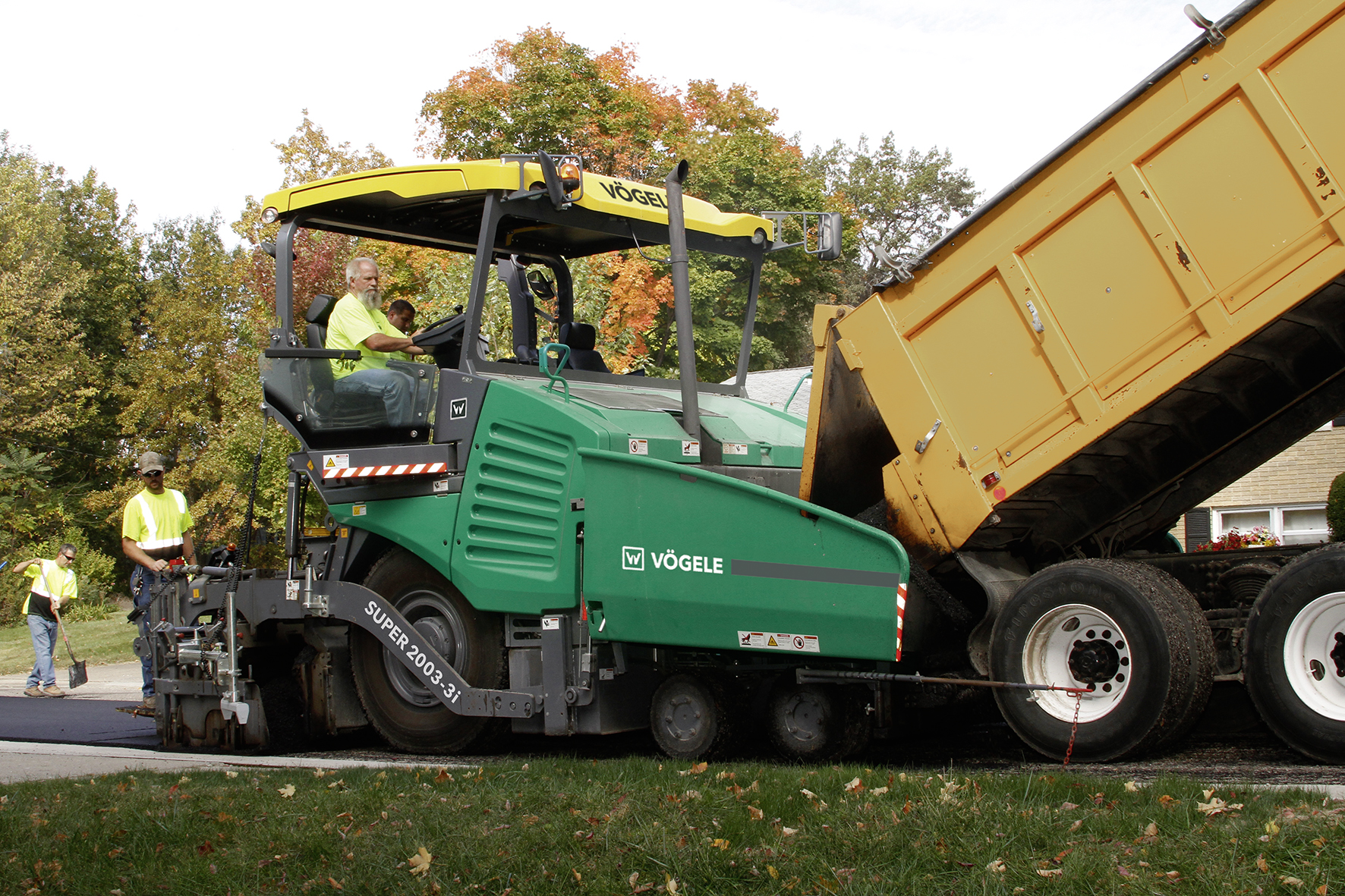 VÖGELE SUPER 2000-3i and SUPER 2003-3i