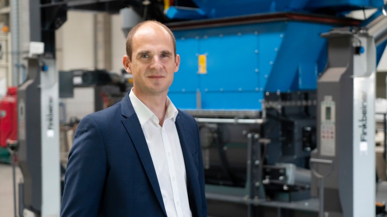 Benninghoven employees, profile