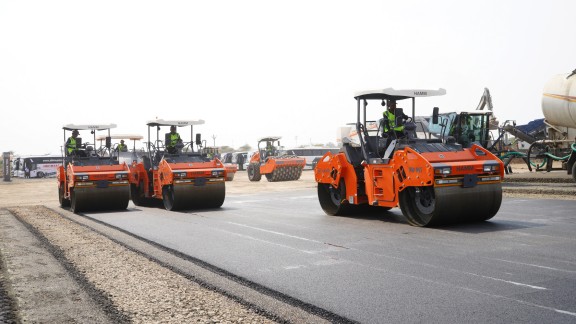 Demontration of Hamm rollers and compactors