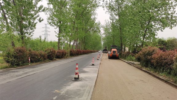 Reconstruction of the Changwu Road with a W 380 CR