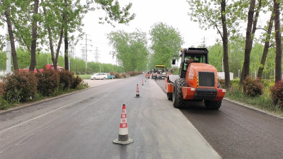Reconstruction of the Changwu Road with a W 380 CR
