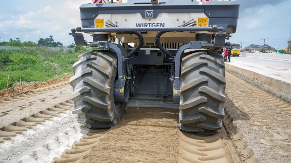Bodenstabilisierer der WR-Serie.