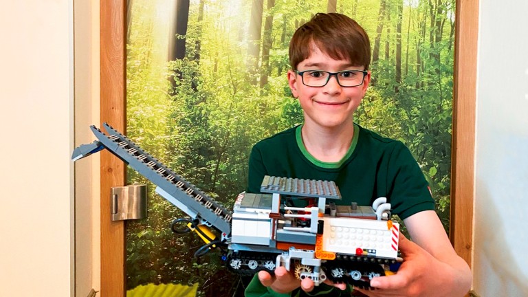 Lego Technic Moc Model Of A W 200 Fi | Magazine | Wirtgen