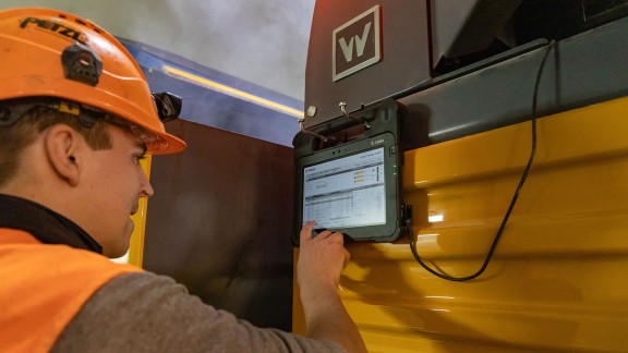 The tablet PC enabled both paving supervisor and construction manager to detect deviations from the plan immediately and to react if necessary.