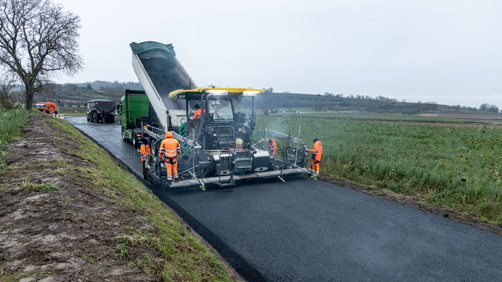 Road rehabilitation with the SUPER 1800-5i | Magazine | Vögele