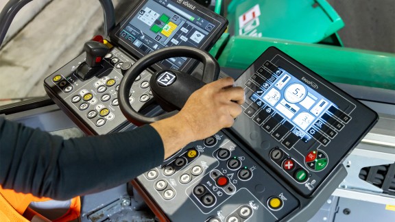 Bird’s eye view of the ErgoPlus 5 paver operator’s console of the SUPER 1803-5 X