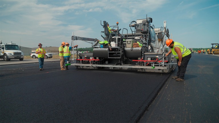 SUPER 2000-3i rehabilitates Runway 9-27 at Washington County Airport