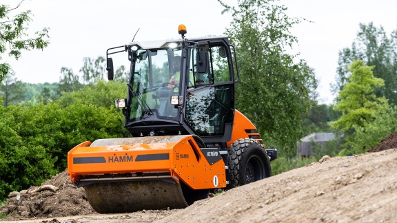 New small compactors: HC CompactLine from Hamm