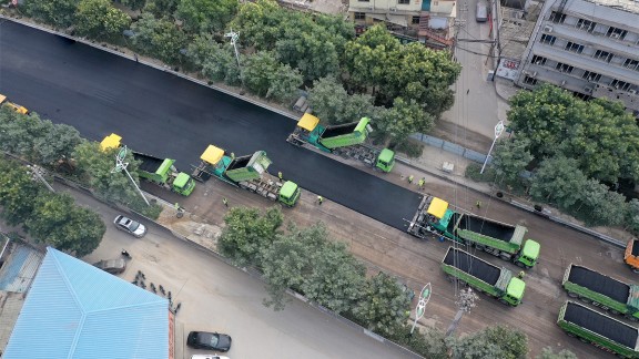 Renovating the Shenghui South Road