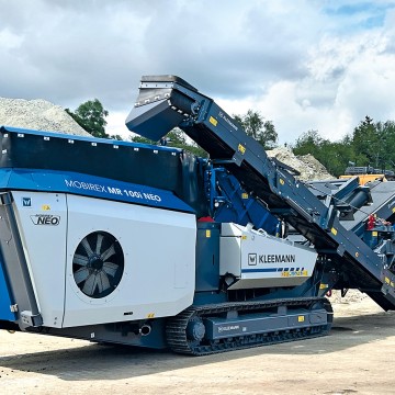 RIDGEAN CRUSHER PRO MAPLE CD1 33.5インチ Operation of the mobile impact crusher MOBIREX MR 100(i) NEO in