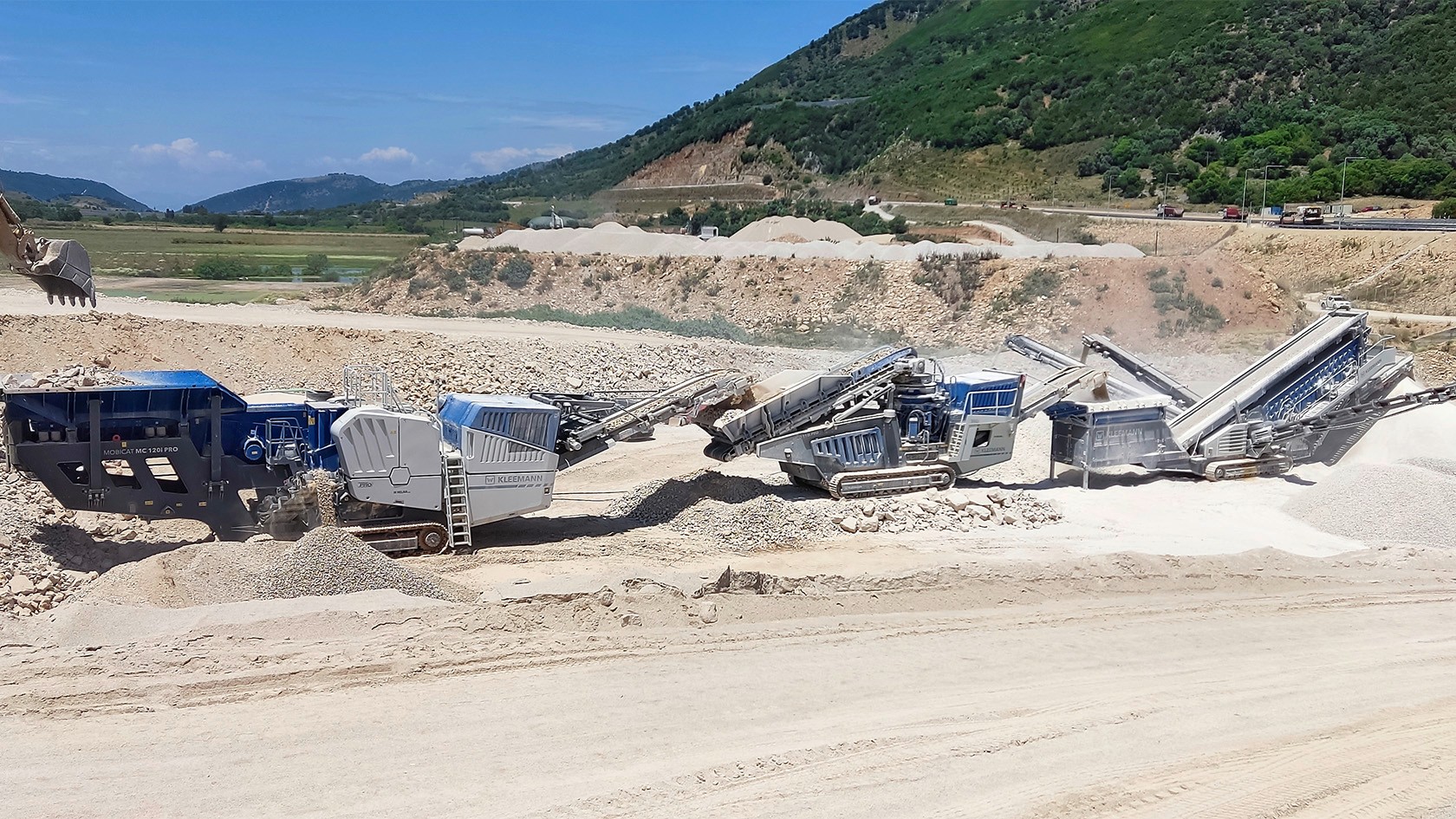 Kleemann-Anlagenzug in einem Kalksteinbruch in Amphilochia/Griechenland 
