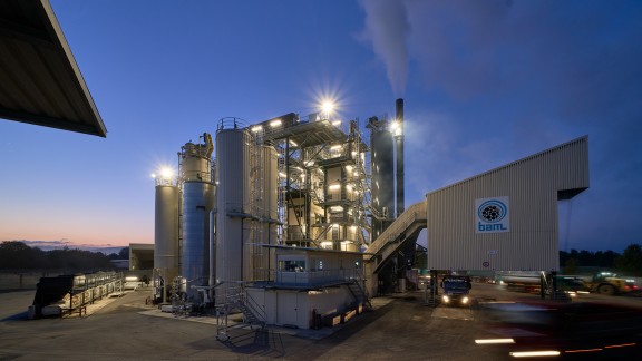 RPP 3000 Plus lit up at dusk