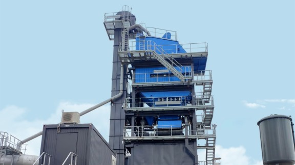 Benninghoven ECO 4000 plants impress with fast installation and high daily production rates for road construction projects in Bulgaria.