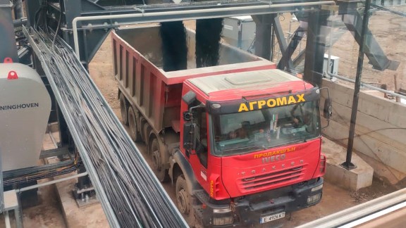 Benninghoven ECO 4000 plants impress with fast installation and high daily production rates for road construction projects in Bulgaria.