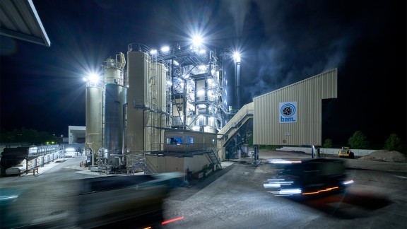 RPP 3000 Plus lit up at night