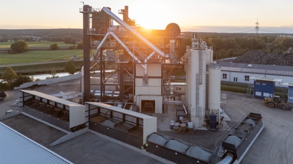 High-angle shot of the Rpp 3000 Plus, sun coming up.