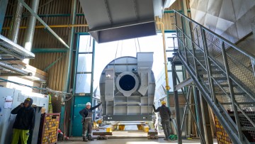 El tambor de secado se introduce en la planta de mezcla encapsulada gracias a una construcción especial.