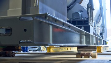 El tambor de secado se introduce en la planta de mezcla encapsulada gracias a una construcción especial.